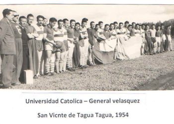 Universidad Católica vs General Velásquez, 1954