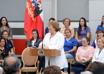 Video discurso Presidenta Michelle Bachelet en la inauguración de Cesfam de San Vicente, 2014